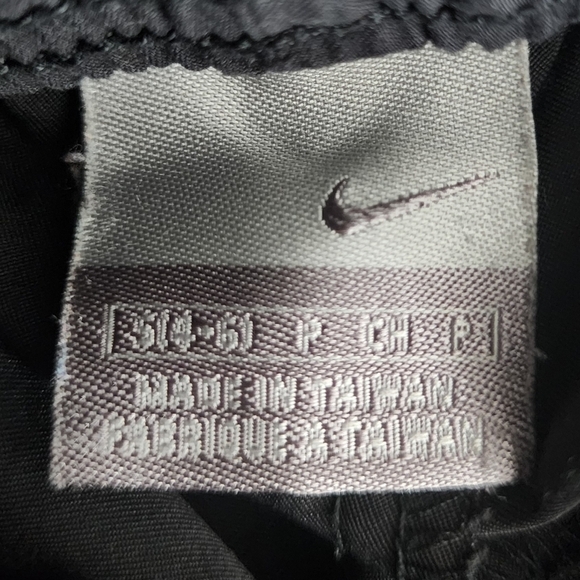 Nike Black White Cropped Pants Women's Small S (4-6) Pockets Inner Drawstring - Picture 8 of 10